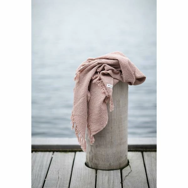 Bungalow DK Powder Pink Organic Cotton Waffle Hand Towel 70 X 120 Cm 3 Bungalow DK Powder Pink Organic Cotton Waffle Hand Towel 70 X 120 Cm