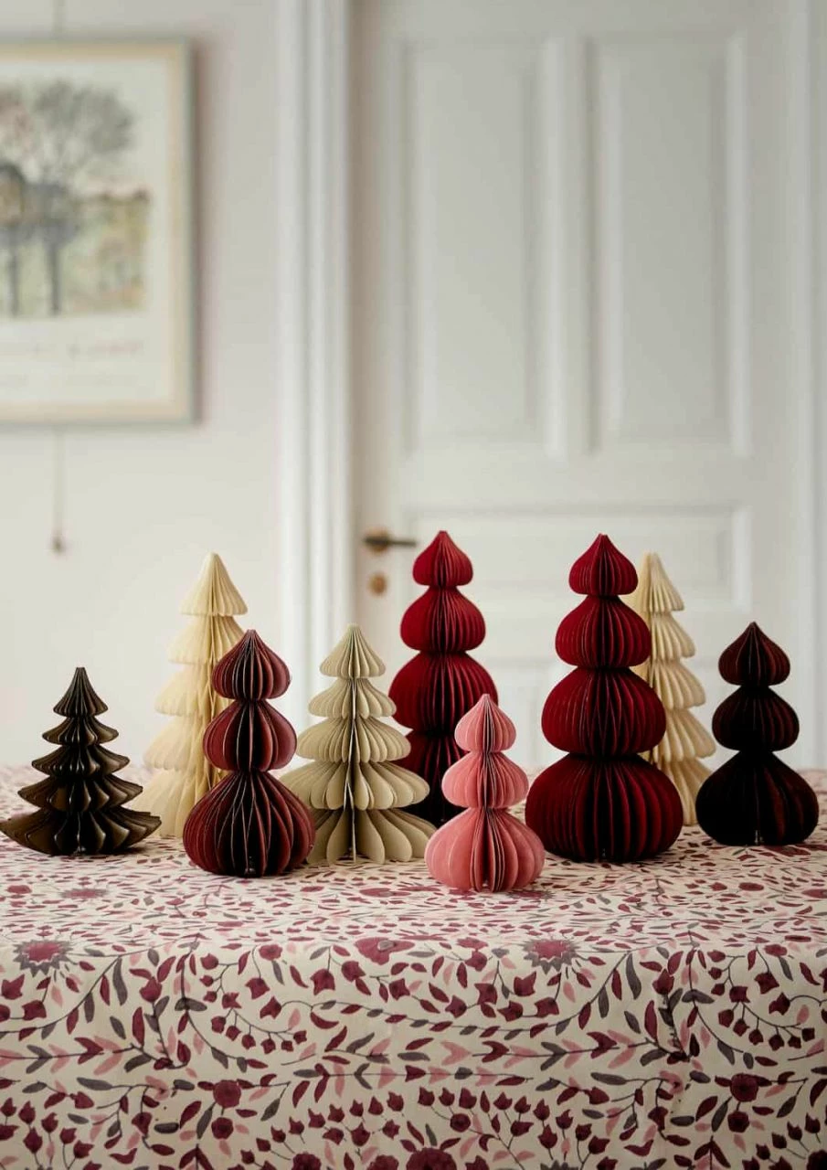 Bungalow DK Evergreen Tree Red S Faltbaum 3 Bungalow DK Evergreen Tree Red S Faltbaum