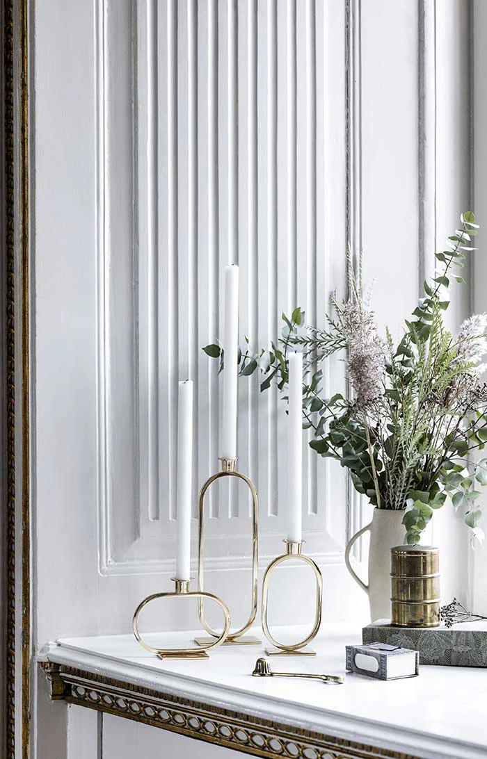 Bungalow DK Candle Holder Metro Standing Ellipse Gold 4 Bungalow DK Candle Holder Metro Standing Ellipse Gold