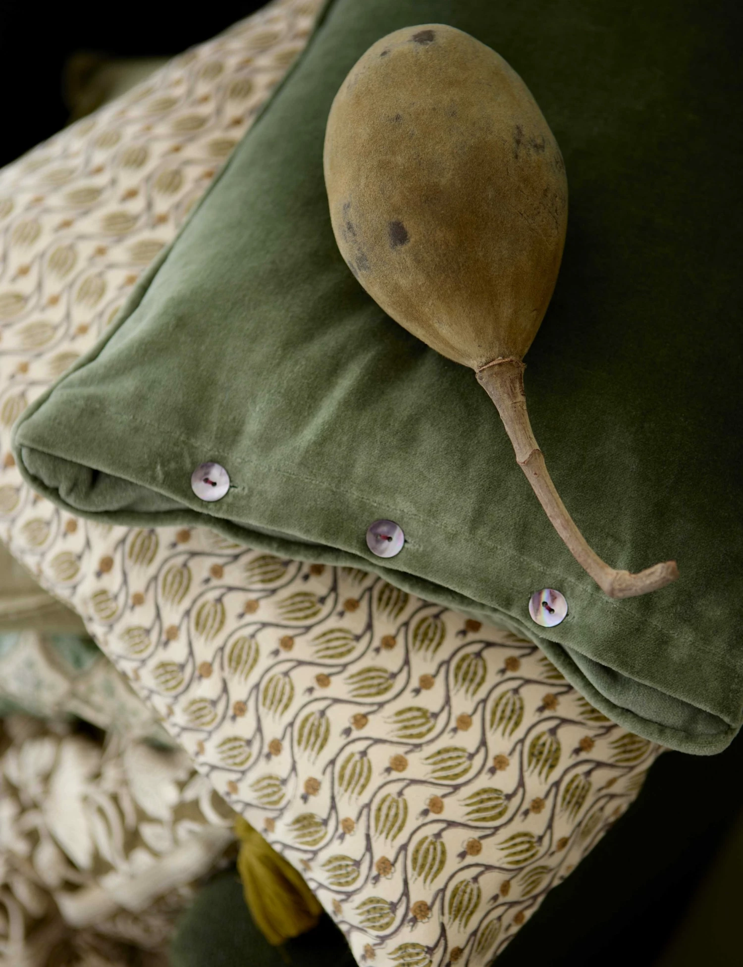 Bungalow DK Velvet & Down Cushion 33x50cm - Redwood 5 Bungalow DK Velvet & Down Cushion 33x50cm - Redwood